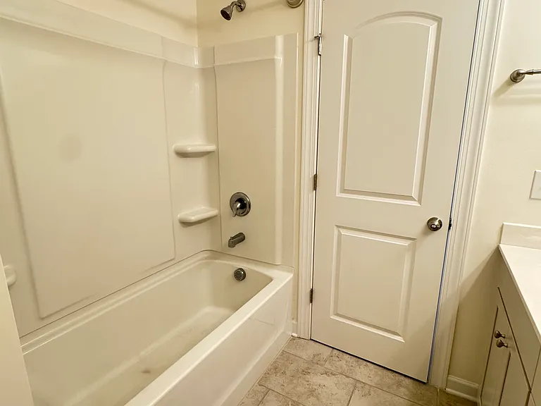 9238 Glenburn Ln — Photo 14