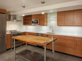 2256 NW Johnson St APT 5, Portland, OR 97210