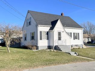 5 Bennett Ave, Cranston, RI 02920