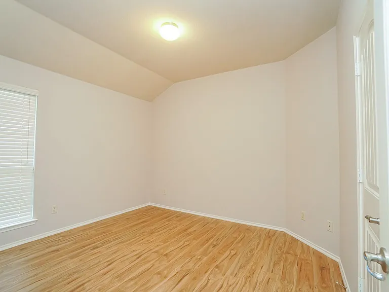 5236 Bear Valley Dr — Photo 18