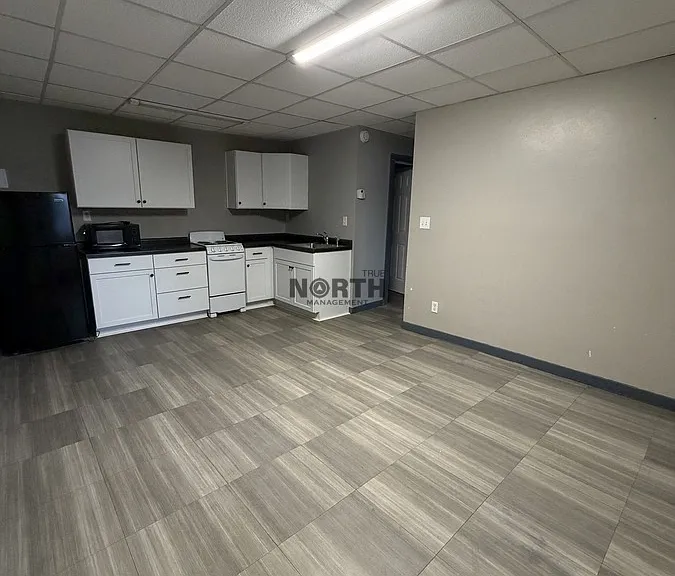 910 34th Ave W #W — Photo 26