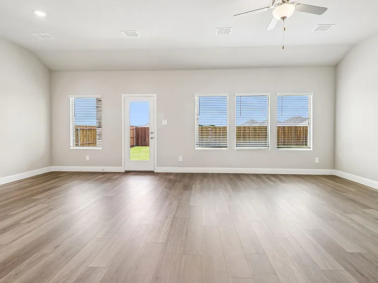 6206 Castamere Dr — Photo 11