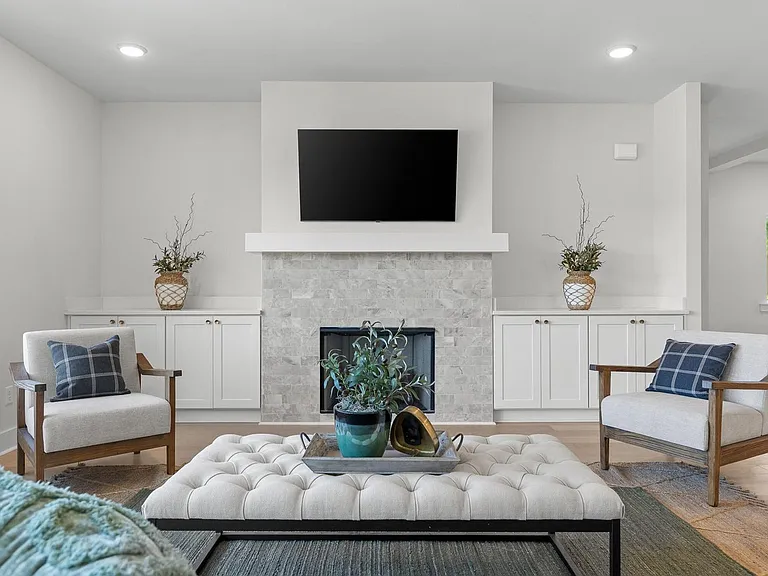 638 Ladd Ave — Photo 38