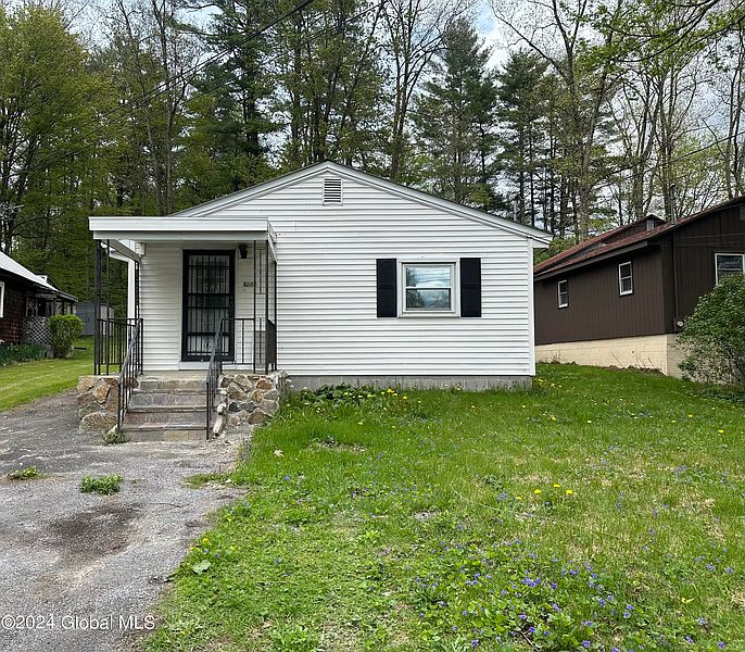 2nd image of 5244 Pillar Way