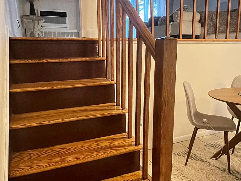 585 N Railroad Ave #2H — Photo 2
