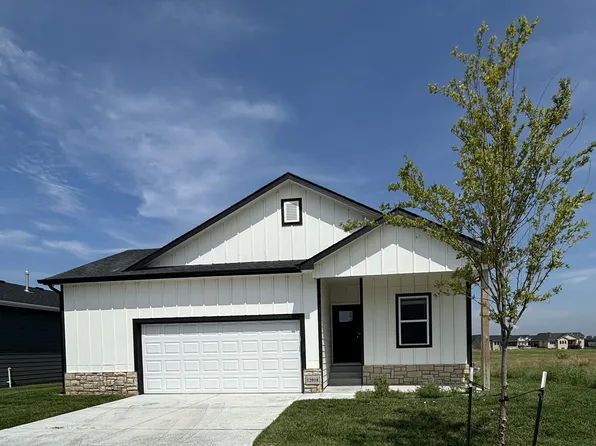 12918 E Equestrian St, Wichita, KS 67230