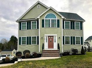 180 Methuen Rd, Dracut, MA 01826