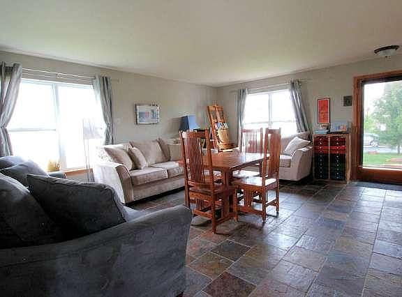 4th image of W1166 Winterberry Ln