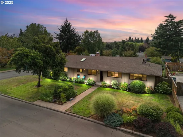 18230 SW Jaylee St, Beaverton, OR 97078