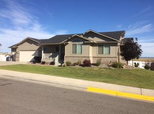 2070 Greenbriar Rd, Billings, MT 59105