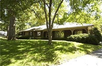 2nd image of 2825 Tomahawk Cir