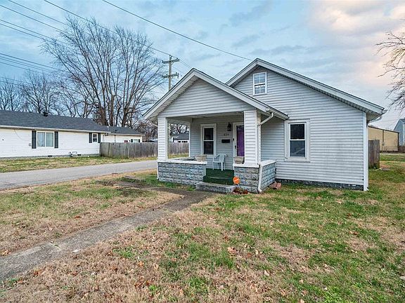 2nd image of 1834 McCulloch Ave