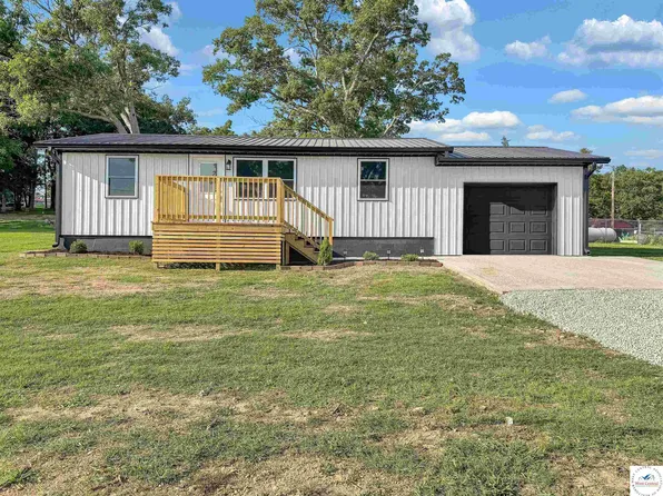 26657 Waterview Dr, Warsaw, MO 65355