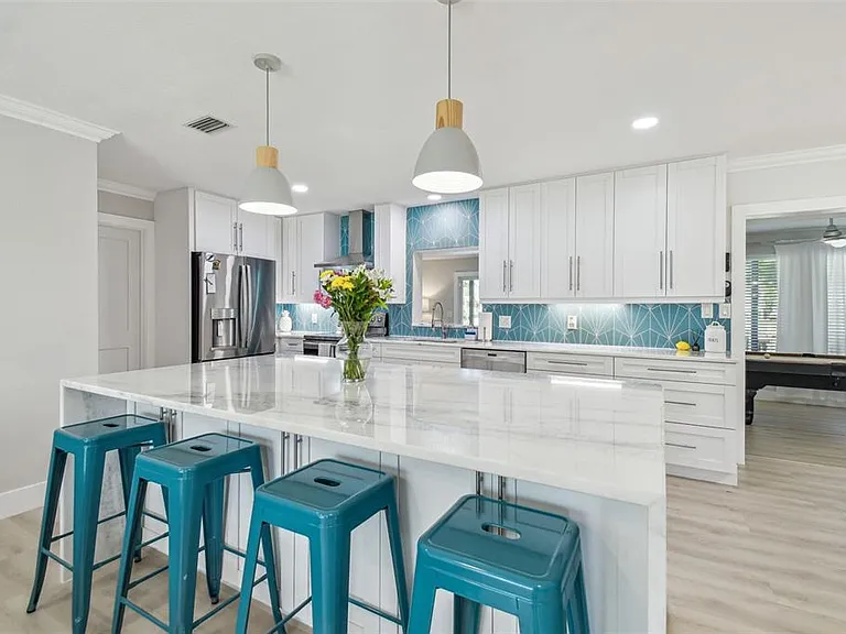 3922 Fontainebleau Dr — Photo 13