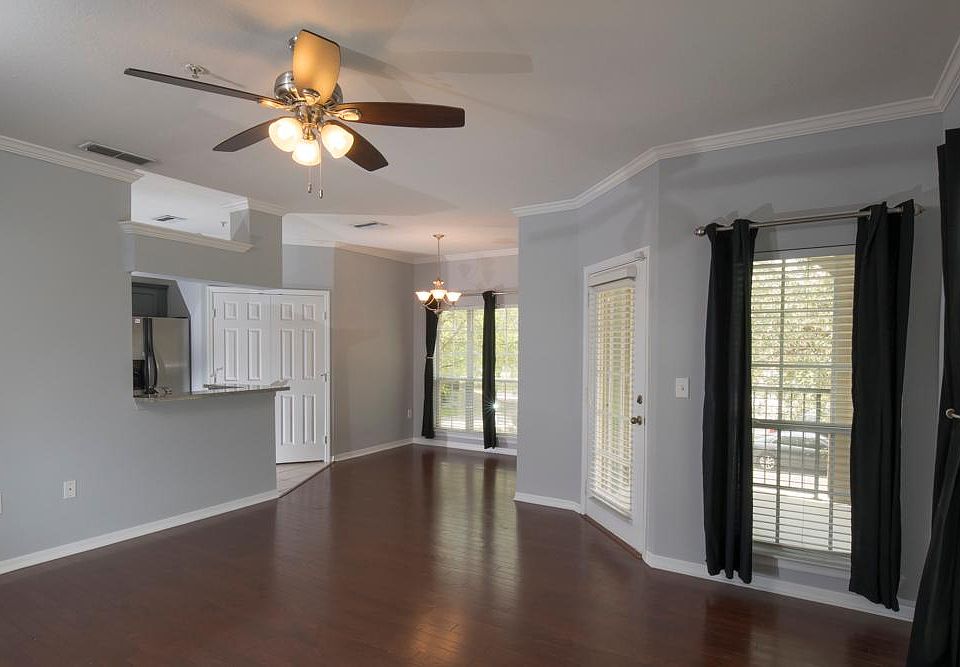 1st image of 7800 Point Meadows Dr APT 127