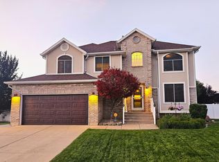 1037 E 1500 N, Layton, UT 84040
