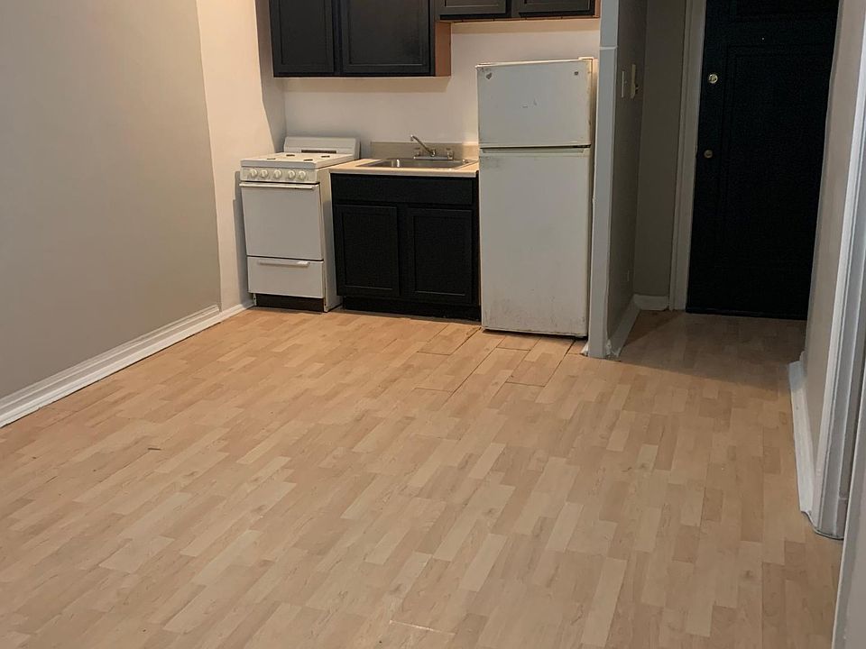 1st image of 6540 N Glenwood Ave APT 206