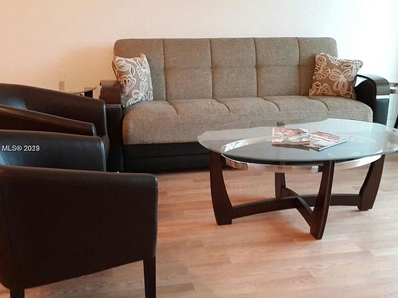 3rd image of 6001 SW 70th St APT 309