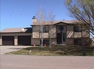 405 E Cheney Dr, Pueblo West, CO 81007