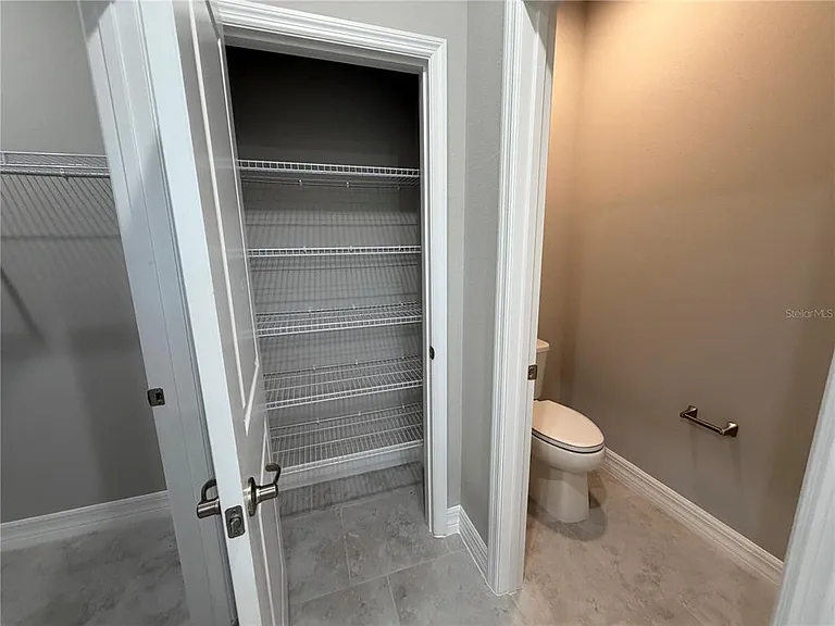 1100 Homer St NW — Photo 41
