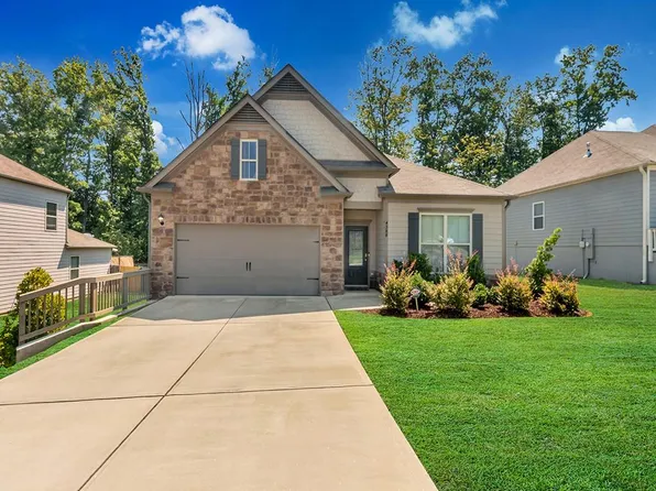 4588 Lantana Ct, Fairburn, GA 30213