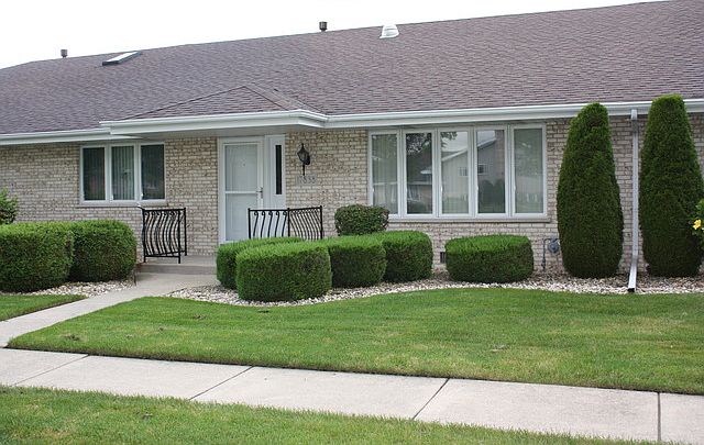 1st image of 17838 Maryland Ct #24