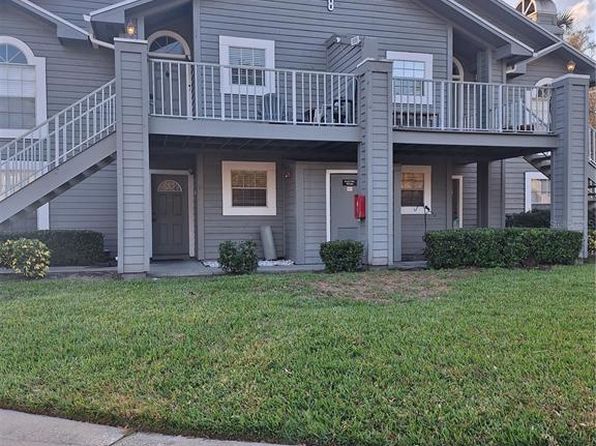11910 Skylake Pl #E, Temple Terrace, FL 33617