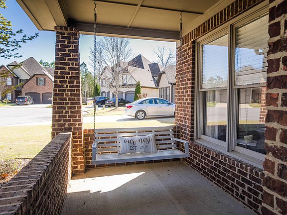 5th image of 3885 Oxford Manor Ct