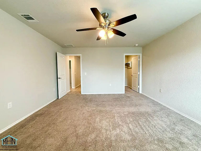 5606 Dewberry Run — Photo 15