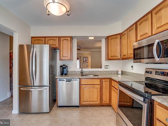 5th image of 2533 Herrell Ct