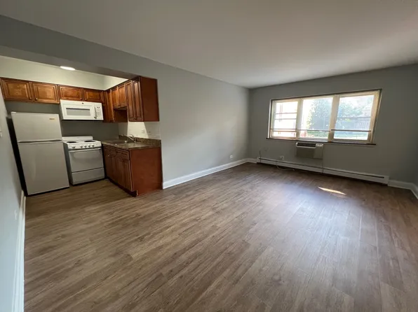 6000 N Sheridan Rd, Chicago, IL 60660