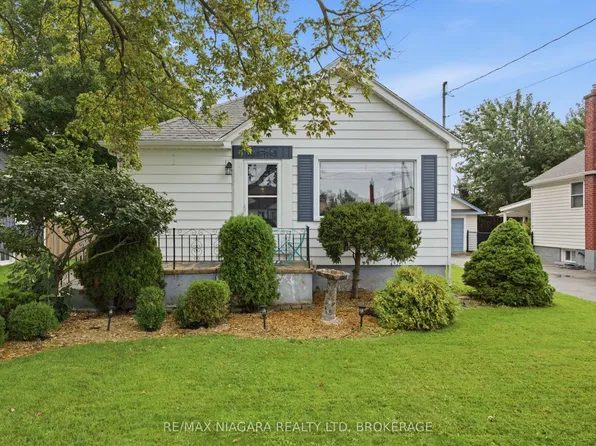 222 Neff St, Pt Colborne, ON L3K 3T6