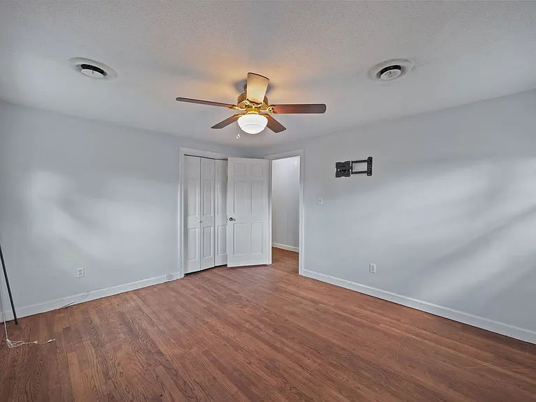 4130 Terrace Dr — Photo 16
