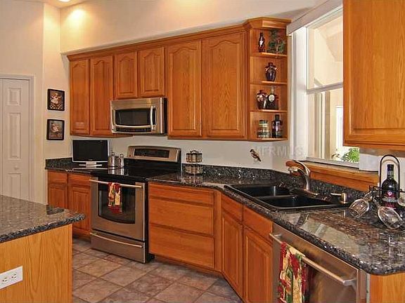 3rd image of 2801 Shingle Creek Ct
