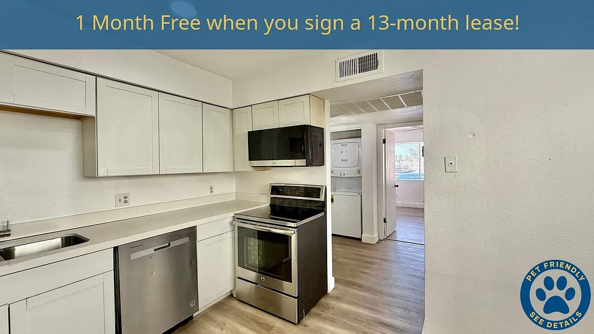 2827 E Le Marche Ave — Photo 1