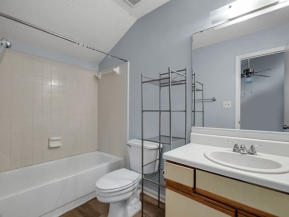 5th image of 2355 Sandpiper St