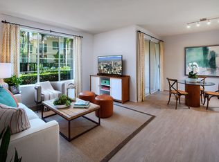 San Paulo Apartment Homes, Irvine, CA 92606