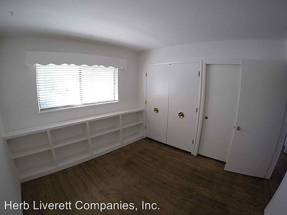 5th image of 2220 Landon Ln