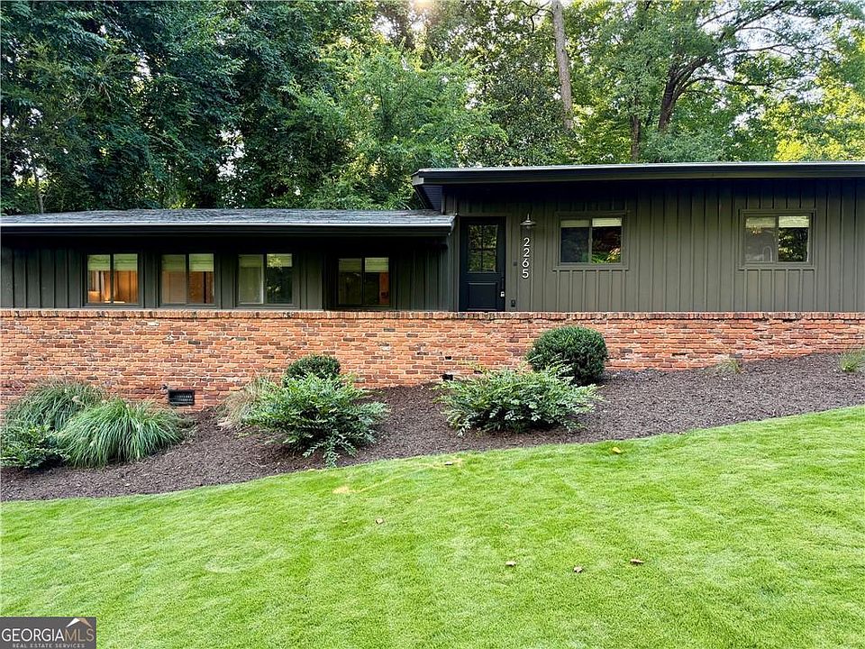 1st image of 2265 Tanglewood Cir NE