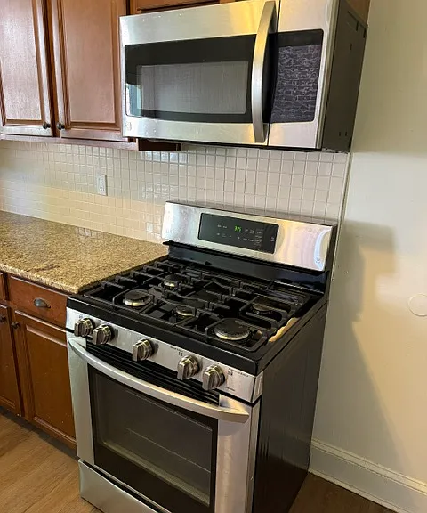 21 W 29th St — Photo 1