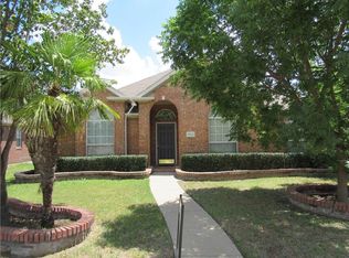 8712 Clearview Ct, Plano, TX 75025