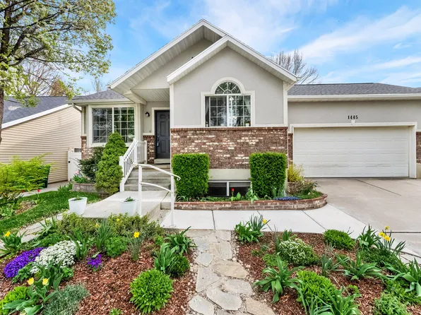 1445 W Silvercreek Dr, Layton, UT 84041