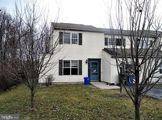 2962 Rainbow Rd, Dover, PA 17315