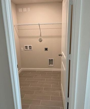 5th image of 5671 Enclave Dr #1