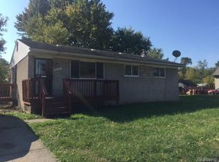 28521 Oakwood St, Inkster, MI