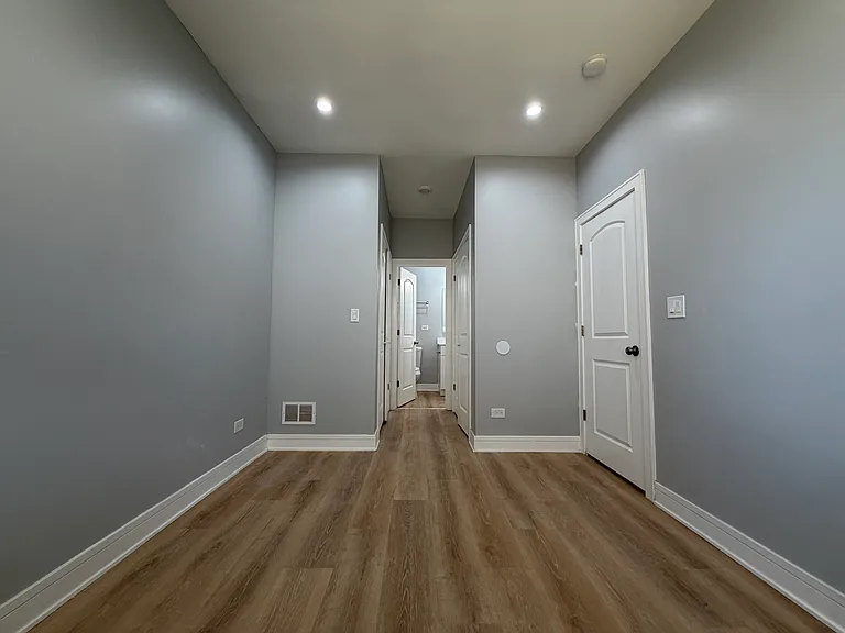 2416 W Gladys Ave #1 — Photo 10