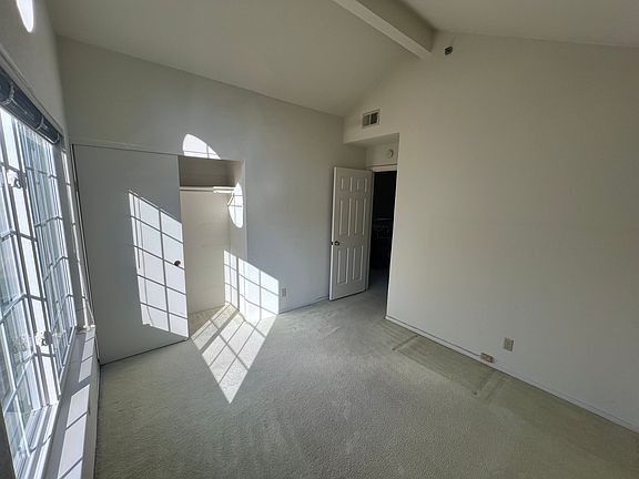 4th image of 86 Cityview Dr