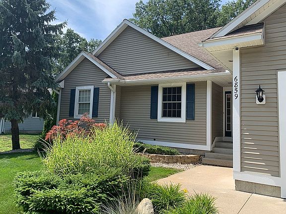 2nd image of 6859 Lakita Dr