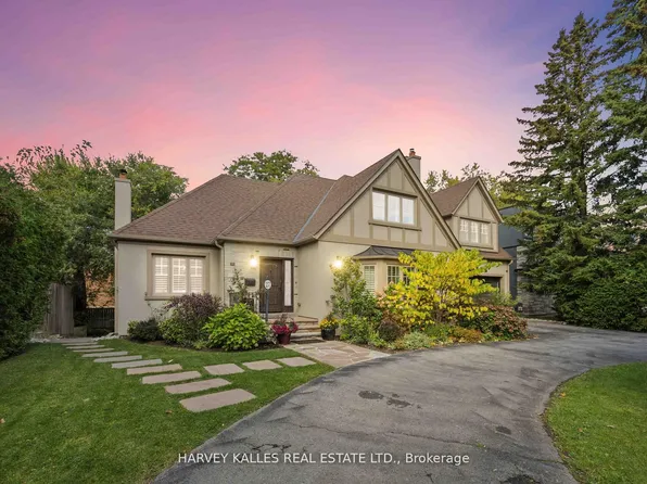27 Ashley Park Rd, Toronto, ON M9A 4C9
