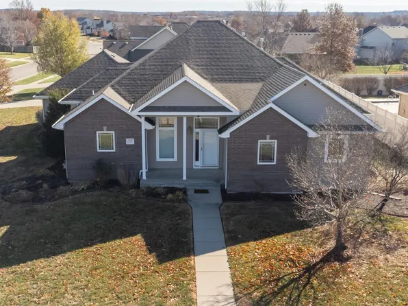 2606 SW Chauncey Ct, Topeka, KS 66614